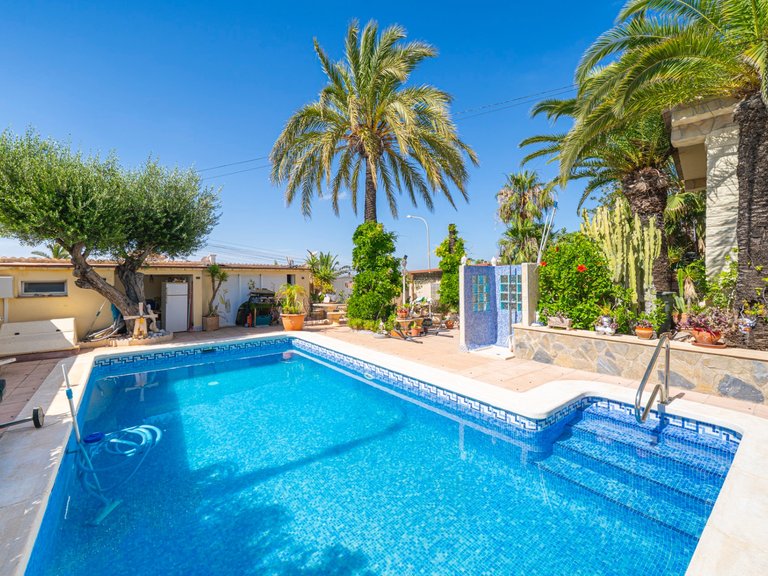 Villa for Sale in Ciudad Quesada, Ciudad Quesada - Rojales, Alicante 6