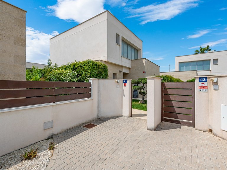 Villa for Sale in Vistabella Golf, Orihuela Costa, Alicante 30