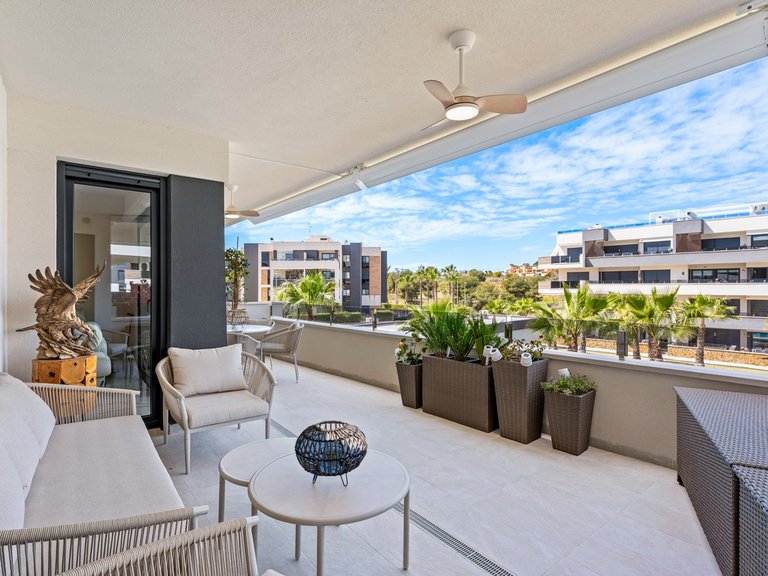 Apartment for Sale in Costa Blanca Orihuela Costa, Alicante 3