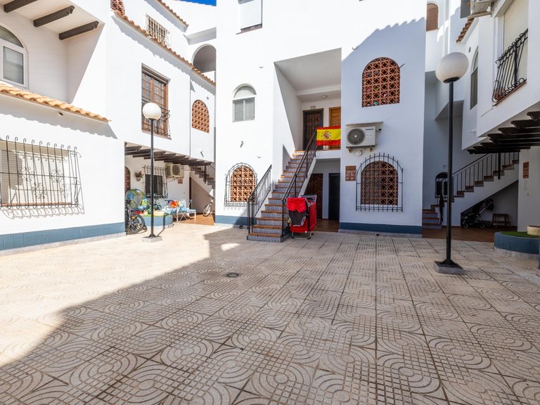 Apartment for Sale in Torrevieja, Alicante 9