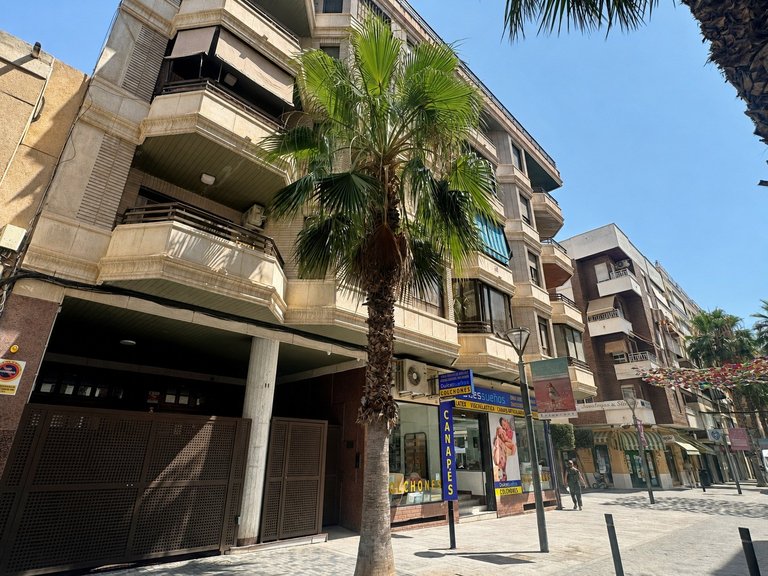 Apartment for Sale in Torrevieja, Alicante 1