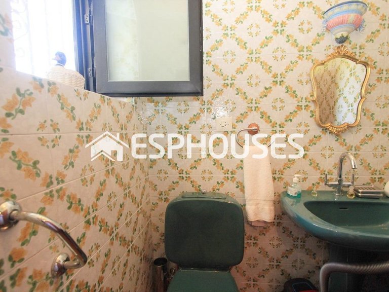 Villa for Sale in Guadalest, Alicante 47