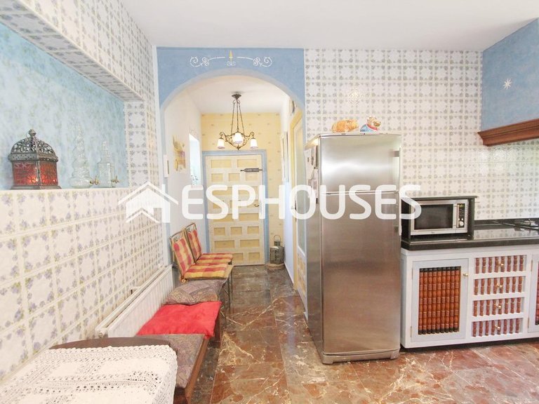Villa for Sale in Guadalest, Alicante 25