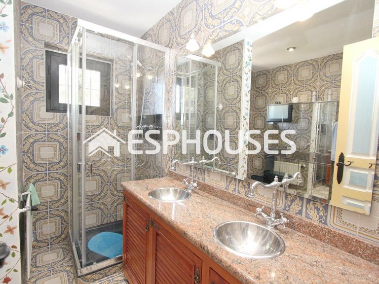 Villa for Sale in Guadalest, Alicante 49