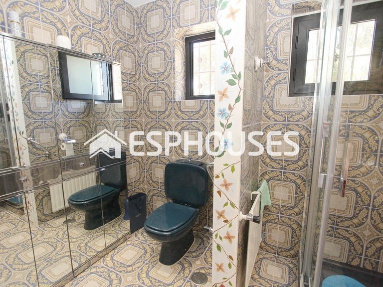 Villa for Sale in Guadalest, Alicante 45