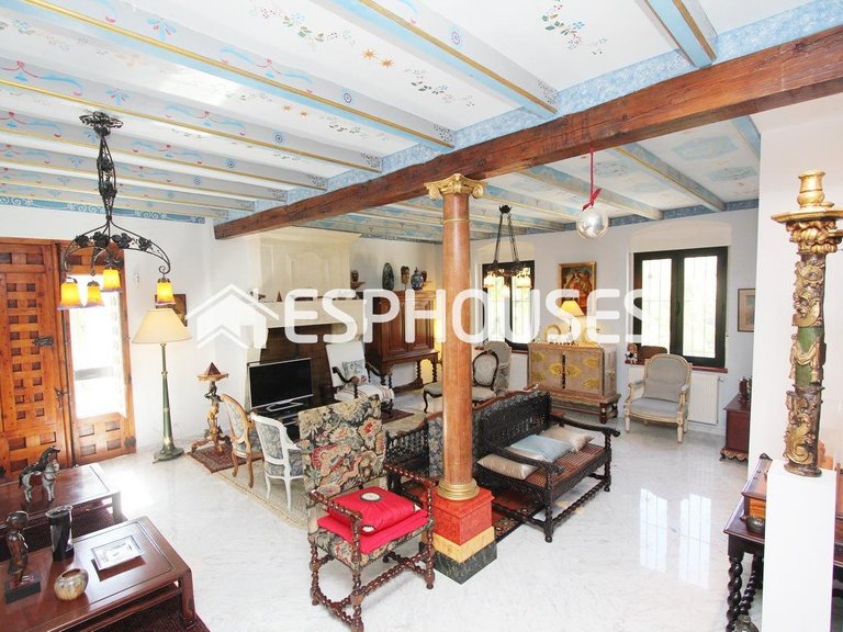 Villa for Sale in Guadalest, Alicante 31