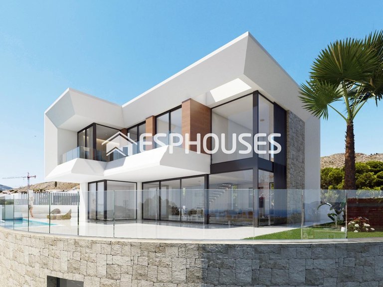 Villa for Sale in Finestrat, Alicante 5