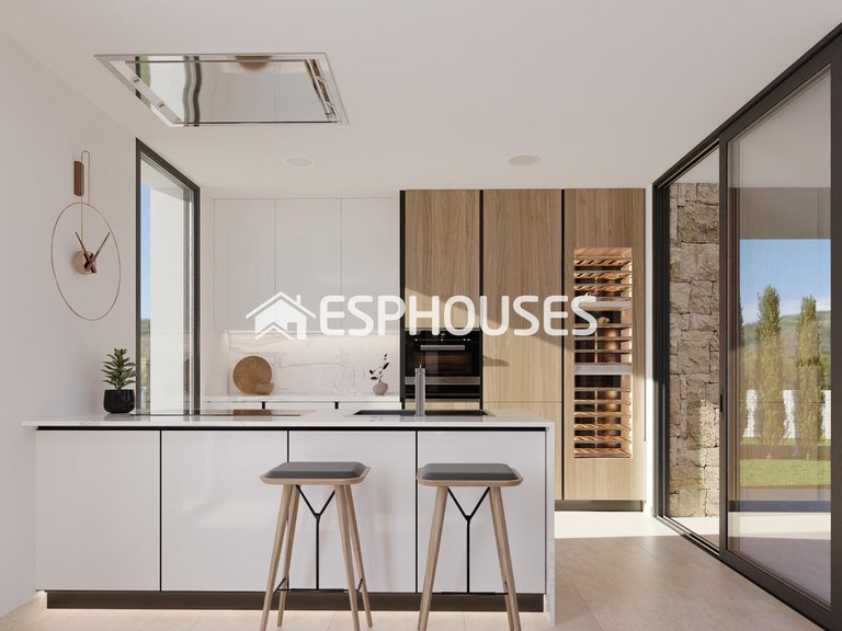 Villa for Sale in Finestrat, Alicante 4