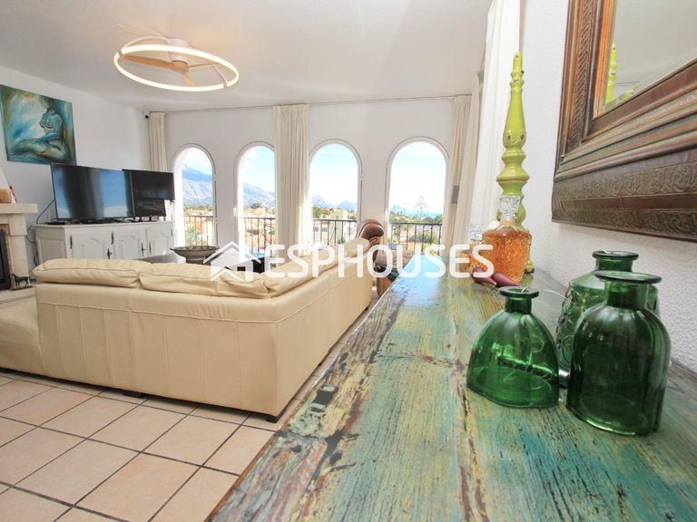 Villa for Sale in La Nucia, Alicante 7