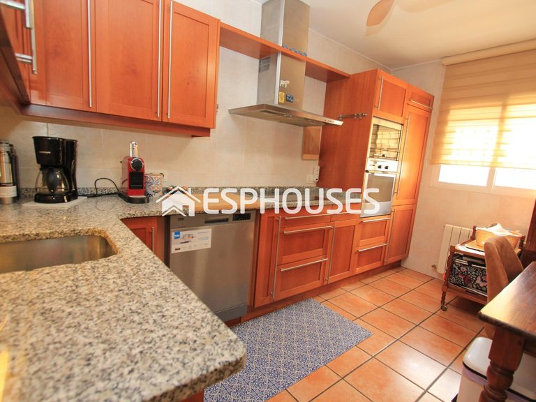 Villa for Sale in La Nucia, Alicante 22