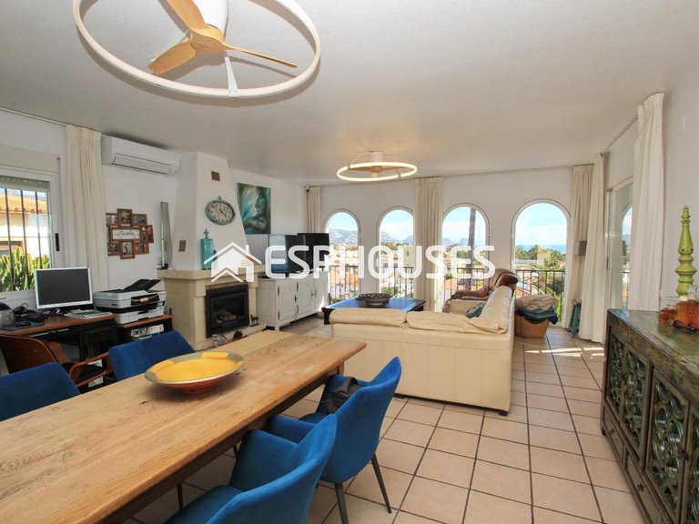 Villa for Sale in La Nucia, Alicante 10