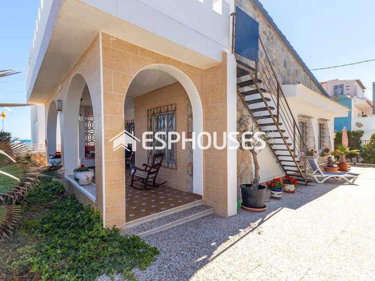 Villa for Sale in La Mata, Alicante 20