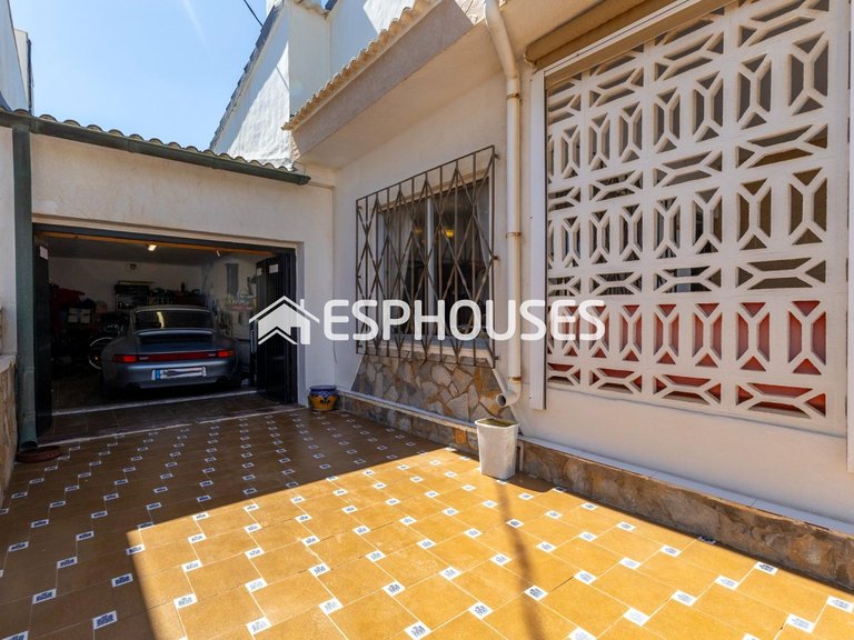 Villa for Sale in La Mata, Alicante 26