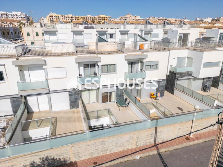Apartment for Sale in Guardamar Del Segura, Alicante 32