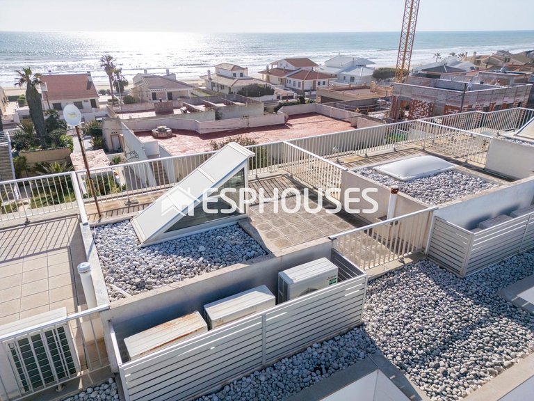 Apartment for Sale in Guardamar Del Segura, Alicante 36