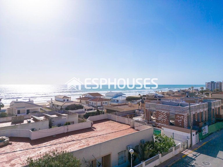 Apartment for Sale in Guardamar Del Segura, Alicante 35