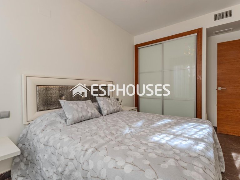 Apartment for Sale in Guardamar Del Segura, Alicante 24