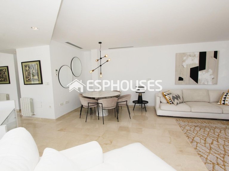 Villa for Sale in Altea, Alicante 10