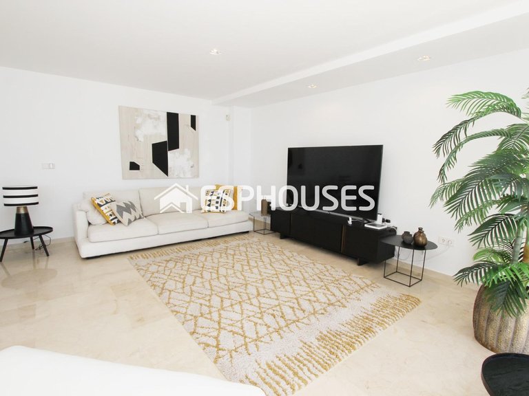 Villa for Sale in Altea, Alicante 11