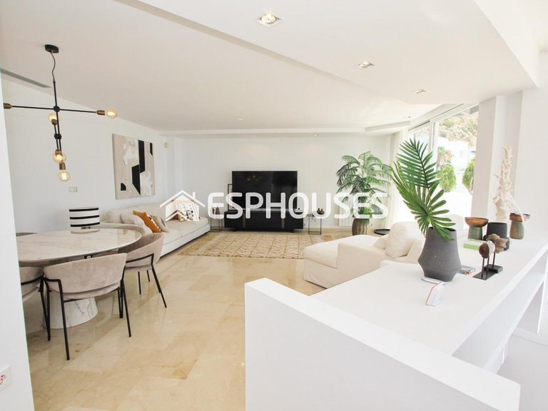 Villa for Sale in Altea, Alicante 12