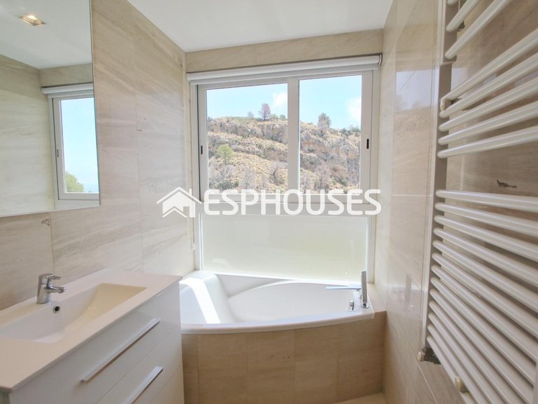 Villa for Sale in Altea, Alicante 36