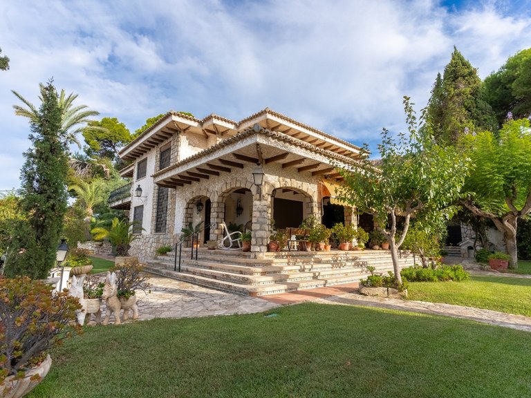 Villa for Sale in Costa Blanca Alicante, Alicante 1