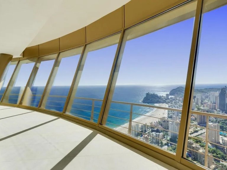 Apartment for Sale in Costa Blanca Benidorm, Alicante 31