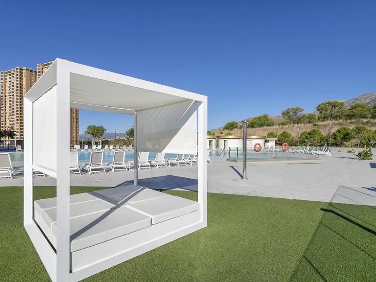 Apartment for Sale in Costa Blanca Benidorm, Alicante 32