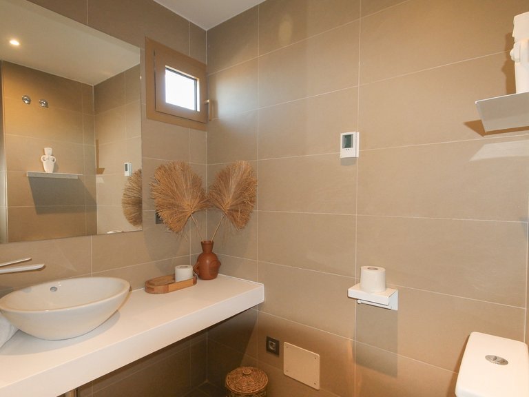 Apartment for Sale in Costa Blanca Benidorm, Alicante 19