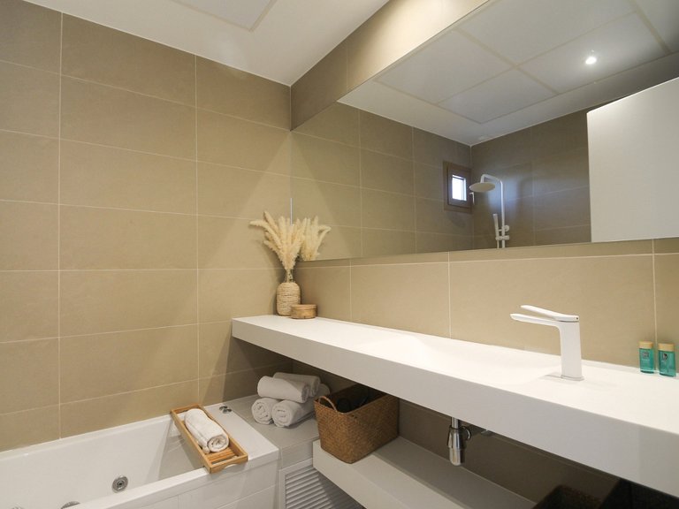 Apartment for Sale in Costa Blanca Benidorm, Alicante 25