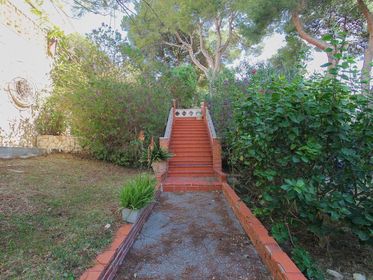 Villa for Sale in Costa Blanca El Campello, Alicante 47