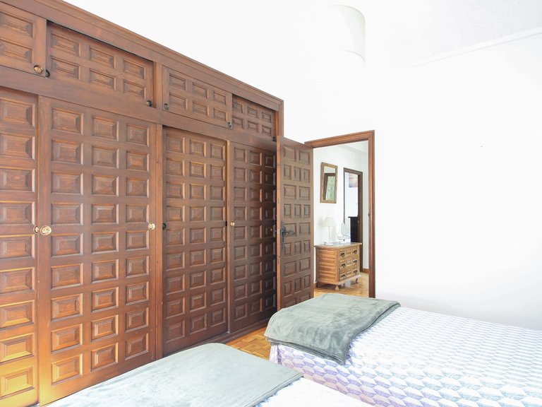 Villa for Sale in Costa Blanca El Campello, Alicante 41