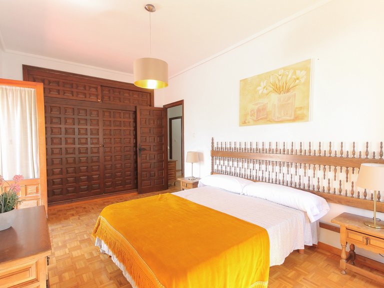 Villa for Sale in Costa Blanca El Campello, Alicante 35