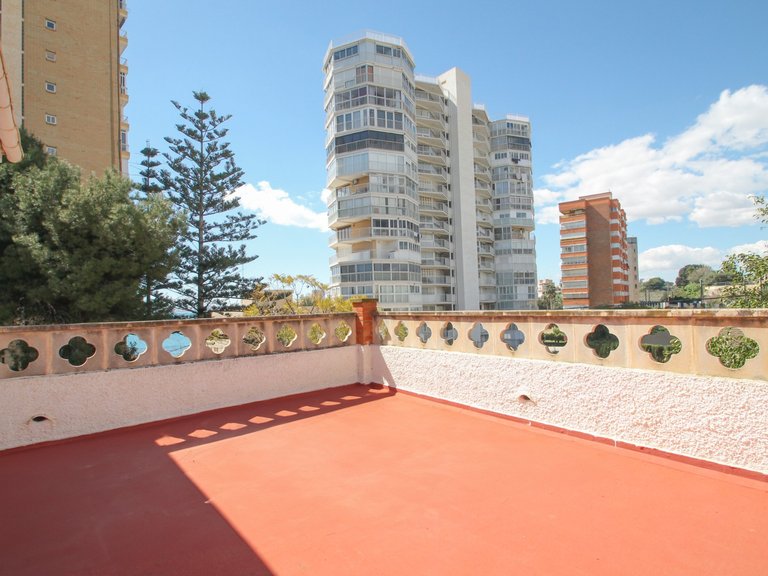 Villa for Sale in Costa Blanca El Campello, Alicante 36