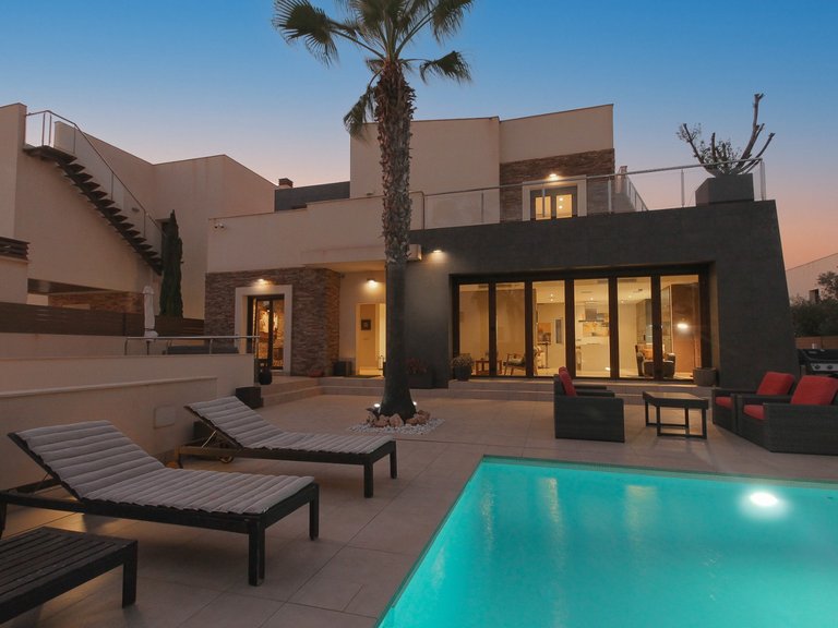 Villa for Sale in Costa Blanca Torrevieja, Alicante 3