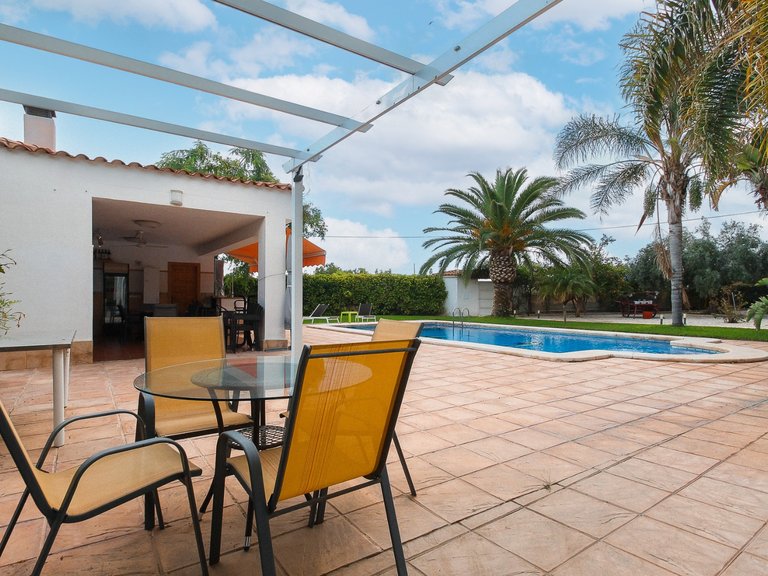 Villa for Sale in Inland San Vicente Del Raspeig, Alicante 38