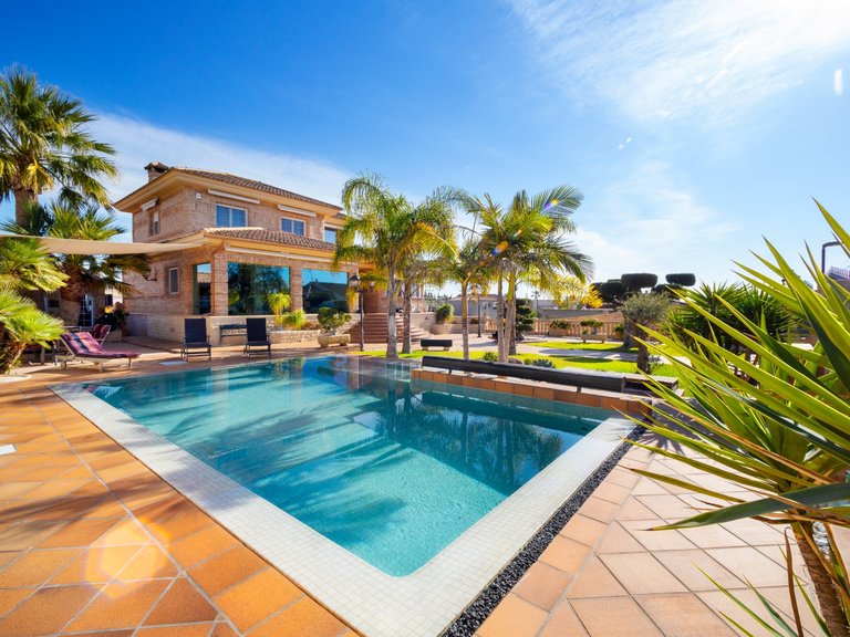 Villa for Sale in Inland San Vicente Del Raspeig, Alicante 3