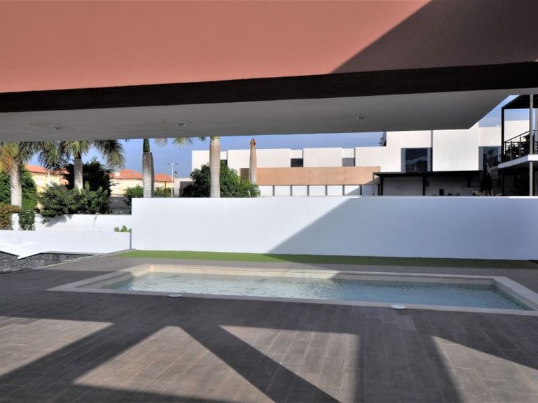 Villa for Sale in Costa Adeje, Malaga 30