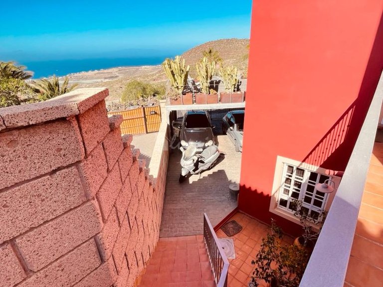 Villa for Sale in Chayofa, Tenerife 39