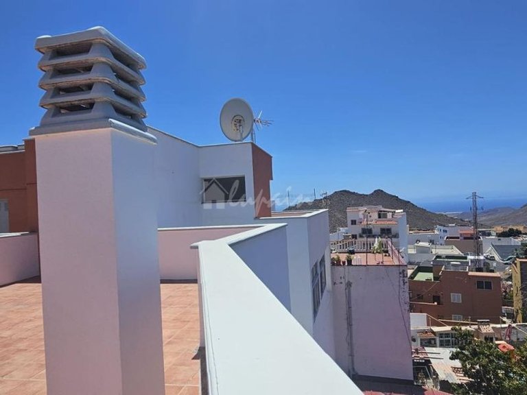 Apartment for Sale in La Camella, Tenerife 4