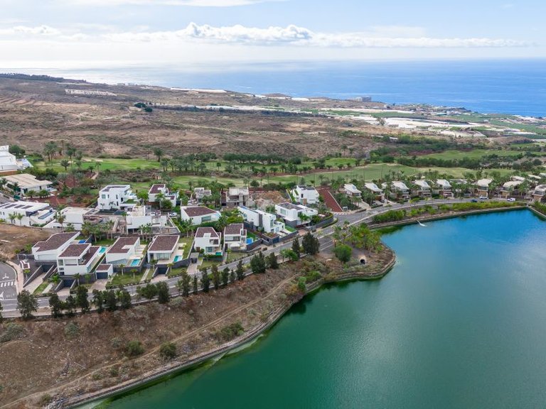 Villa for Sale in Costa Adeje, Tenerife 10