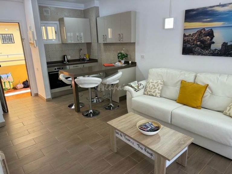 Apartment for Sale in Los Cristianos, Los Angeles 9