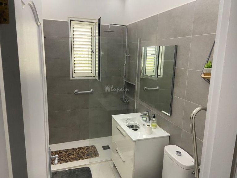 Villa for Sale in La Camella, La Arenita 20