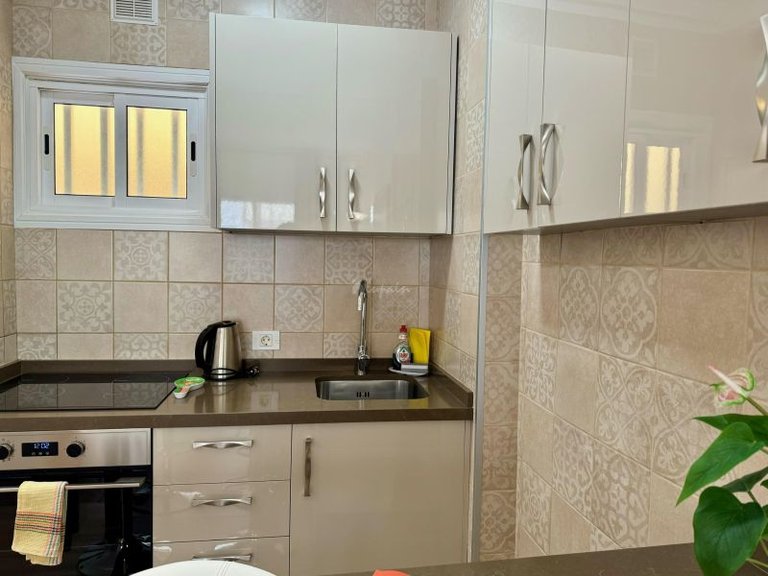 Apartment for Sale in Los Cristianos, Los Angeles 14