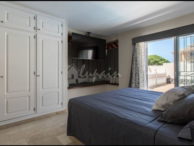 Villa for Sale in Costa Adeje, Malaga 10
