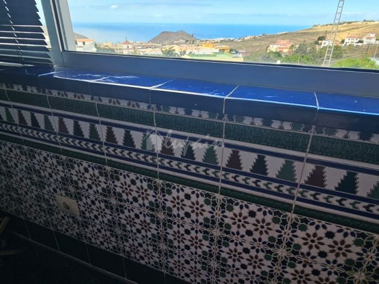 Apartment for Sale in La Camella, Tenerife 28