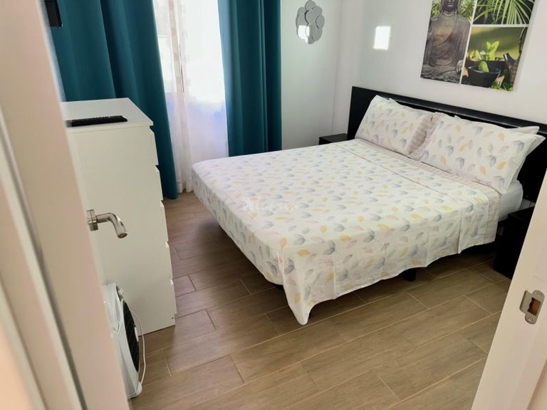 Apartment for Sale in Los Cristianos, Los Angeles 21