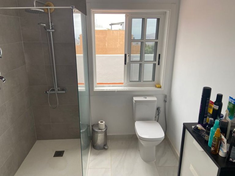 Villa for Sale in La Camella, La Arenita 24