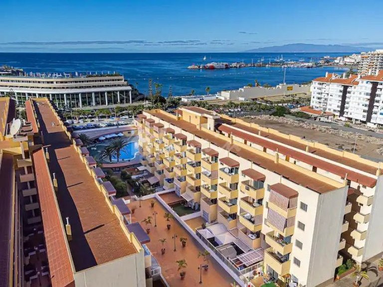 Apartment for Sale in Los Cristianos, Los Angeles 3