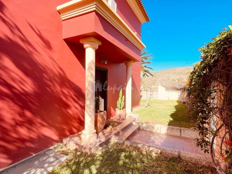 Villa for Sale in Chayofa, Tenerife 46
